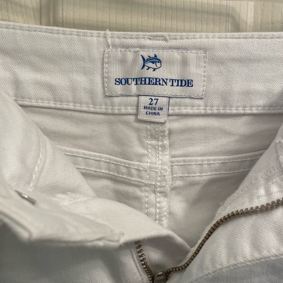 NWT Southern Tide White Denim Distressed Shorts Size 27 - Picture 6 of 7
